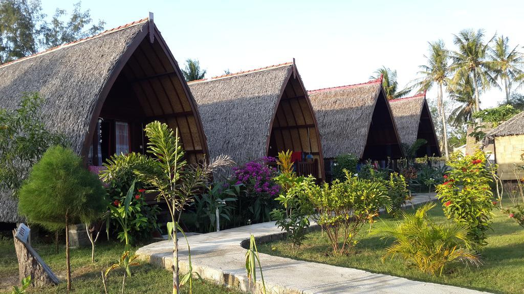 Rose Bungalow Hotel Pemenang Bagian luar foto