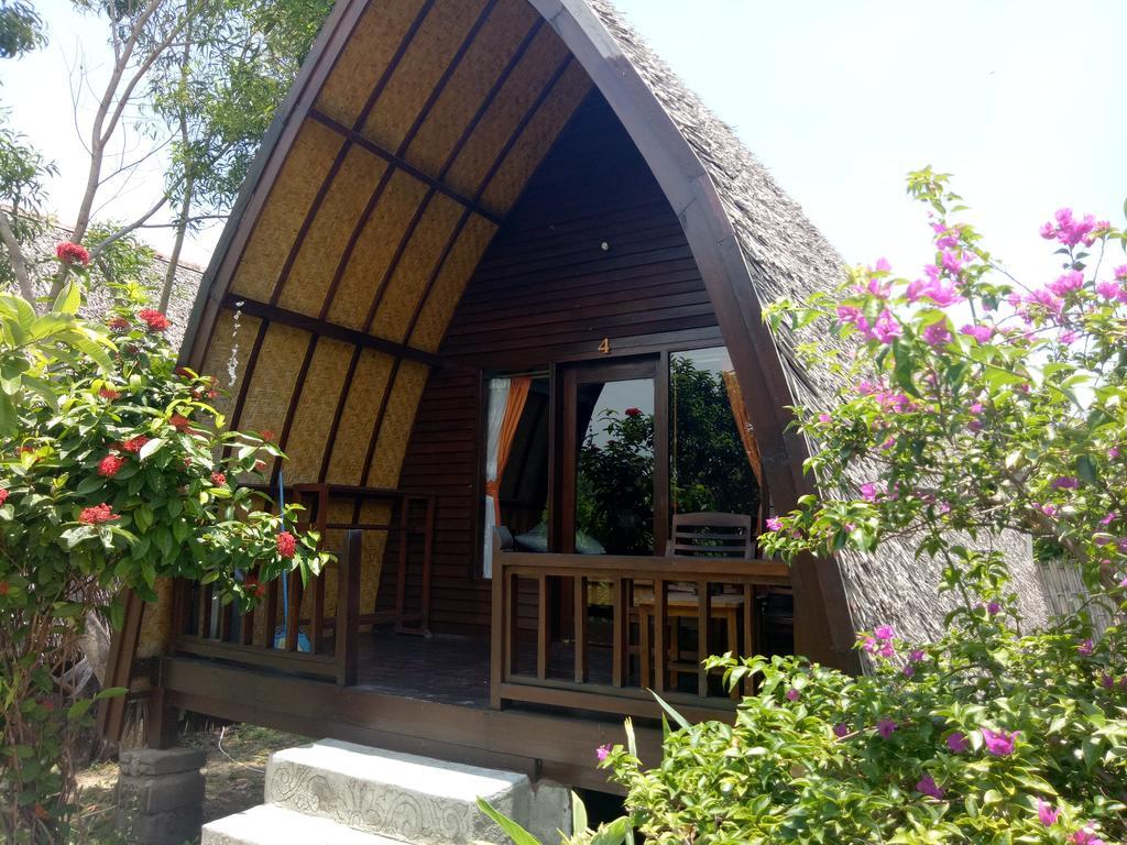 Rose Bungalow Hotel Pemenang Bagian luar foto