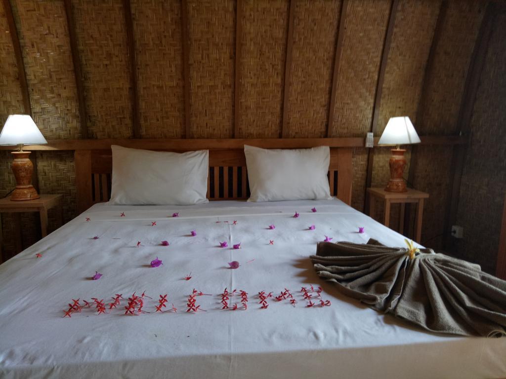 Rose Bungalow Hotel Pemenang Bagian luar foto