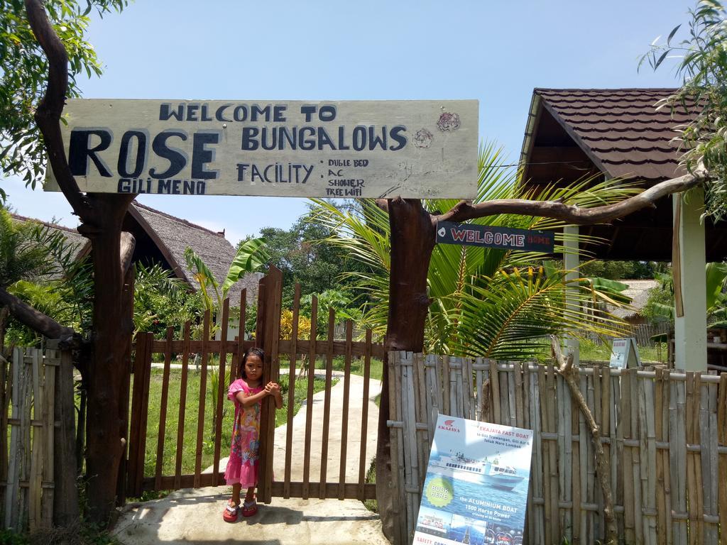 Rose Bungalow Hotel Pemenang Bagian luar foto