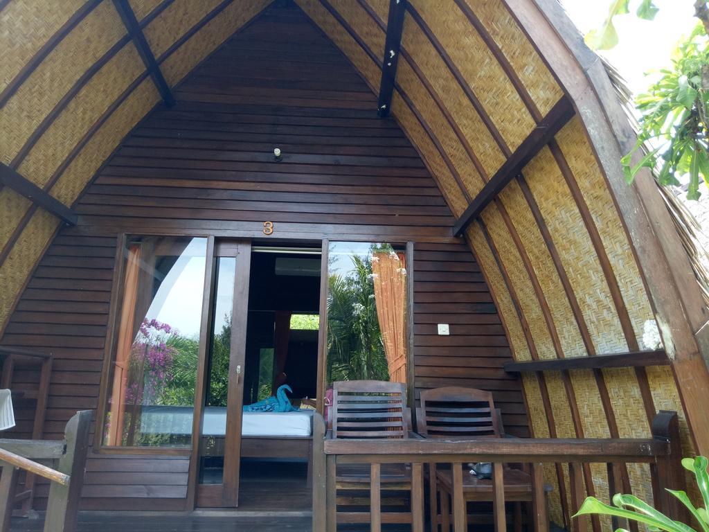 Rose Bungalow Hotel Pemenang Bagian luar foto